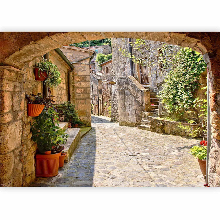 Gasse in der Toskana als Vlies-Fototapete – warme Atmosphäre

