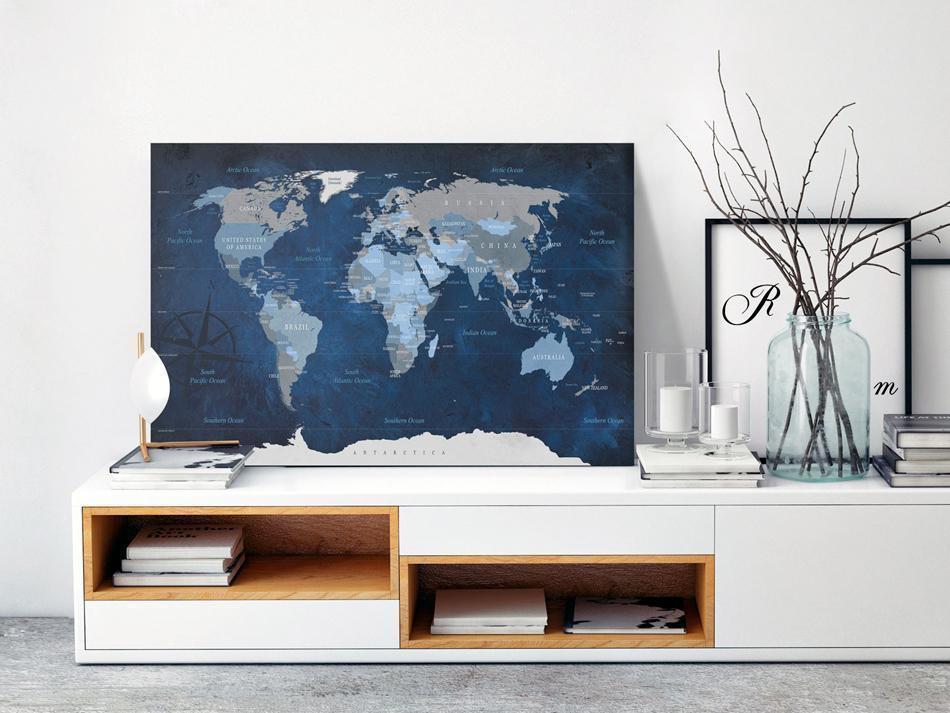 Decorative corkboard map "Korkbild - Dark Blue World" with detailed blue world design, ideal for marking travels and notes.