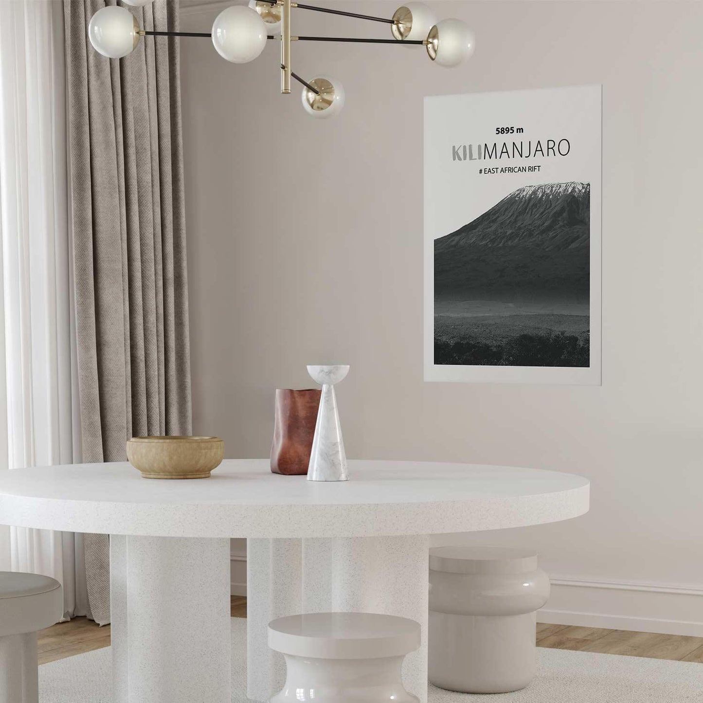 Poster - The majestic Kilimanjaro mountain peak, crown of mountains, mountain landscape