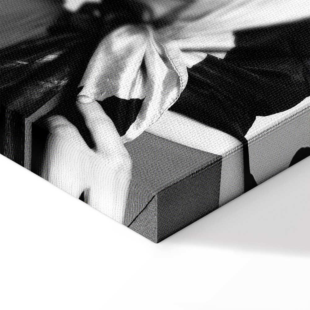 Leinwandbild - Stylish Lady (1 Part) Vertical