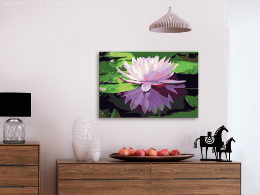 Seerose auf Wasseroberfläche – kreatives Ausmalbild